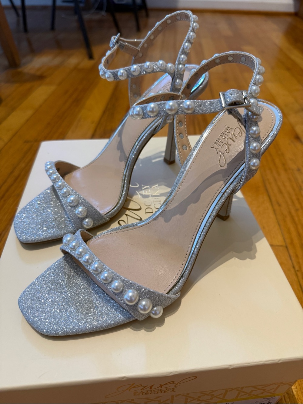 Jewel Badgley Mischka Silver Glitter Pearl-Embellished Ankle Strap Heels
